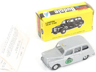 Lot 252 - BUDGIE MODELS (GB) (1)