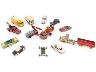Lot 130 - DIVERS (13)