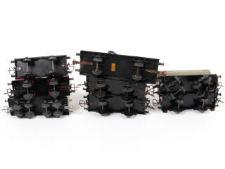 Lot 56 - DIVERS (Ecartement O) (8)