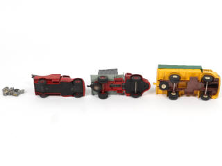 Lot 364 - DINKY TOYS (FRANCE) (3)