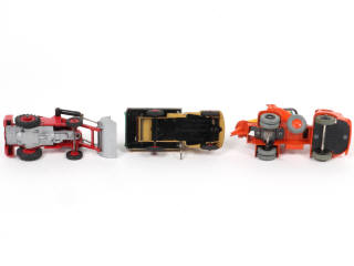 Lot 340 - DINKY TOYS (GB) (3)