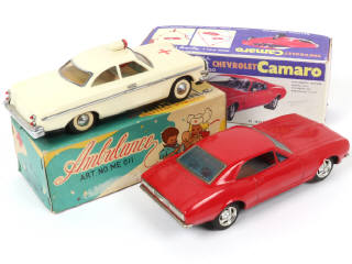 Lot 129 - DIVERS (2)