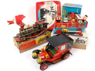 Lot 137 - DIVERS (JAPON) (4)