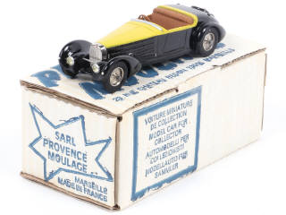 Lot 112 - AURORE MODELS (SUISSE) (1)