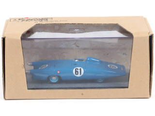 Lot 143 - BIZARRE (MACAU) (1)