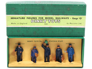 Lot 370 - DINKY TOYS (GB) (1)