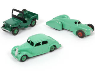 Lot 382 - DINKY TOYS (GB) (3)