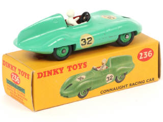 Lot 371 - DINKY TOYS (GB) (1)