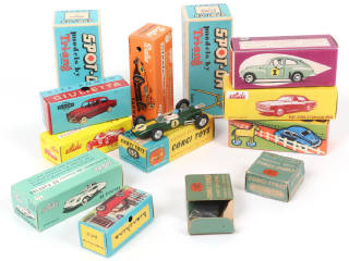 Lot 257 - CORGI TOYS (GB) (13)