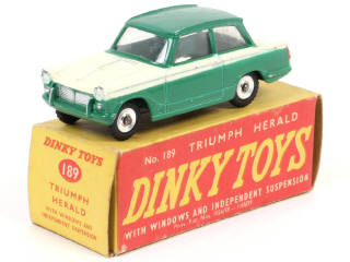 Lot 376 - DINKY TOYS (GB) (3)