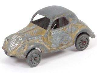 Lot 384 - DINKY TOYS (FRANCE) (1)