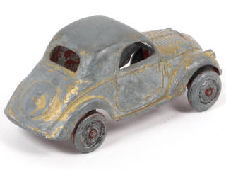 Lot 384 - DINKY TOYS (FRANCE) (1)