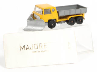 Lot 143 - MAJORETTE (FRANCE) (1)