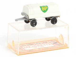 Lot 157 - MAJORETTE (FRANCE) (1)