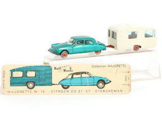 Lot 174 - MAJORETTE (FRANCE) (1)