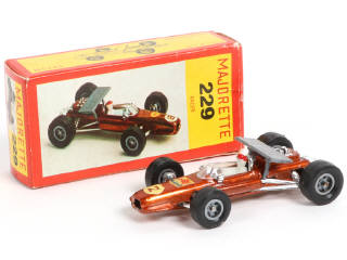 Lot 177 - MAJORETTE (FRANCE) (1)