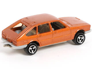 Lot 185 - MAJORETTE (FRANCE) (1)