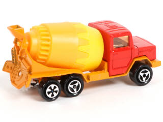 Lot 231 - MAJORETTE (FRANCE) (1)