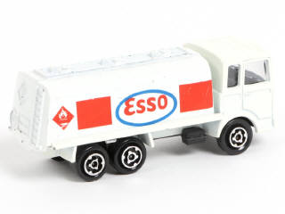 Lot 236 - MAJORETTE (FRANCE) (1)