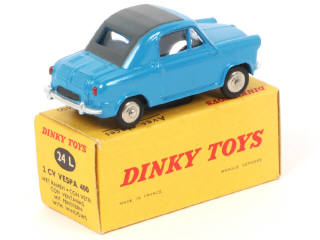 Lot 327 - DINKY TOYS (FRANCE) (1)