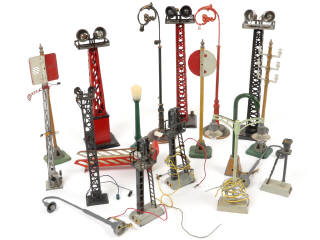 Lot 40 - DIVERS 'Ecartement O' (17)