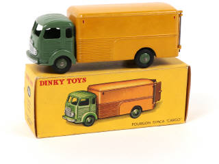 Lot 345 - DINKY TOYS (FRANCE) (1)