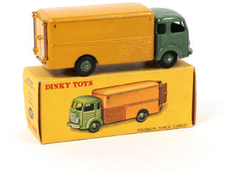 Lot 345 - DINKY TOYS (FRANCE) (1)