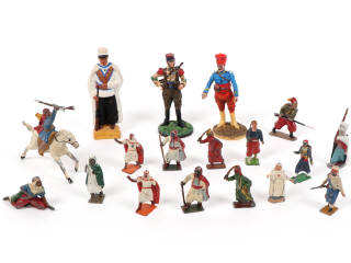 Lot 30 - DIVERS (18)
