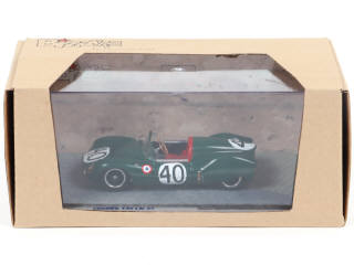 Lot 135 - BIZARRE (MACAU) (1)