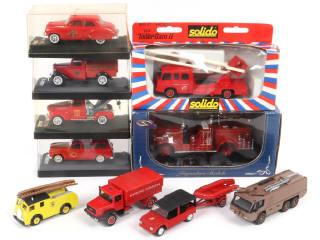 Lot 70 - DIVERS (10)