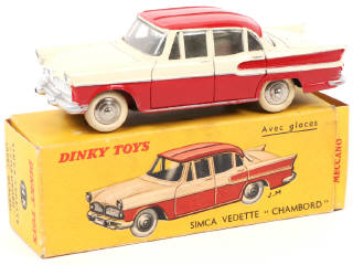 Lot 396 - DINKY TOYS (FRANCE) (1)