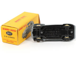 Lot 399 - DINKY TOYS (FRANCE) (1)
