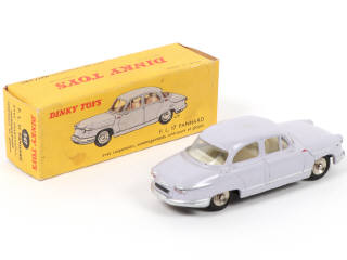 Lot 406 - DINKY TOYS (FRANCE) (1)