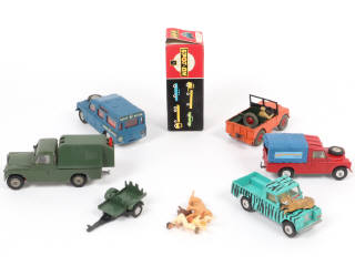 Lot 86 - DIVERS (GB) (8)