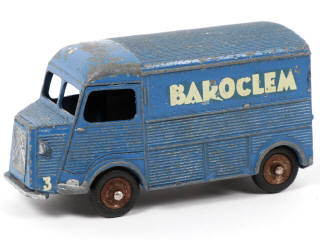 Lot 393 - DINKY TOYS (FRANCE) (1)