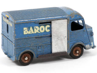 Lot 393 - DINKY TOYS (FRANCE) (1)