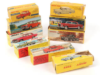 Lot 443 - DINKY TOYS (FRANCE) (9)