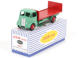 Lot 372 - DAN-TOYS (FRANCE) (1)