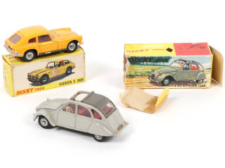 Lot 428 - DINKY TOYS (FRANCE) (2)