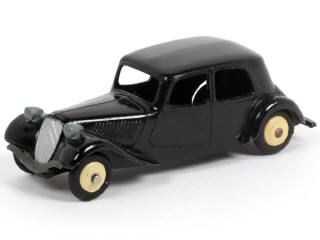 Lot 222 - DINKY TOYS (FRANCE) (1)