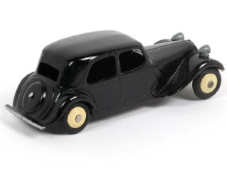 Lot 222 - DINKY TOYS (FRANCE) (1)
