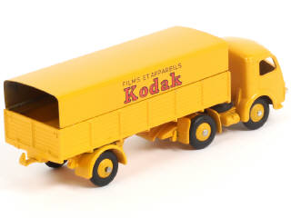 Lot 253 - DINKY TOYS (FRANCE) (1)