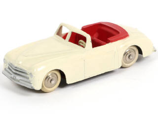 Lot 228 - DINKY TOYS (FRANCE) (1)