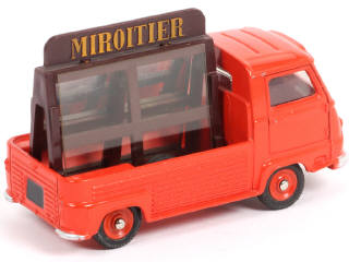 Lot 258 - DINKY TOYS (FRANCE) (1)