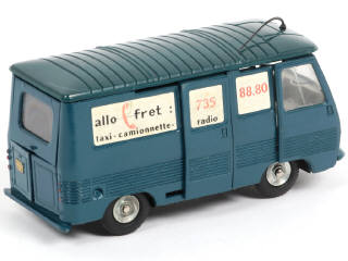Lot 260 - DINKY TOYS (FRANCE) (1)