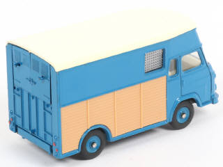 Lot 263 - DINKY TOYS (FRANCE) (1)