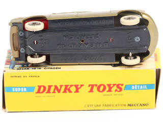 Lot 267 - DINKY TOYS (FRANCE) (1)