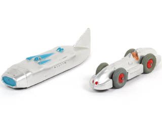Lot 179 - DINKY TOYS (GB) (2)