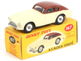 Lot 125 - DINKY TOYS (GB) (1)