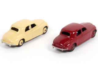 Lot 184 - DINKY TOYS (GB) (2)